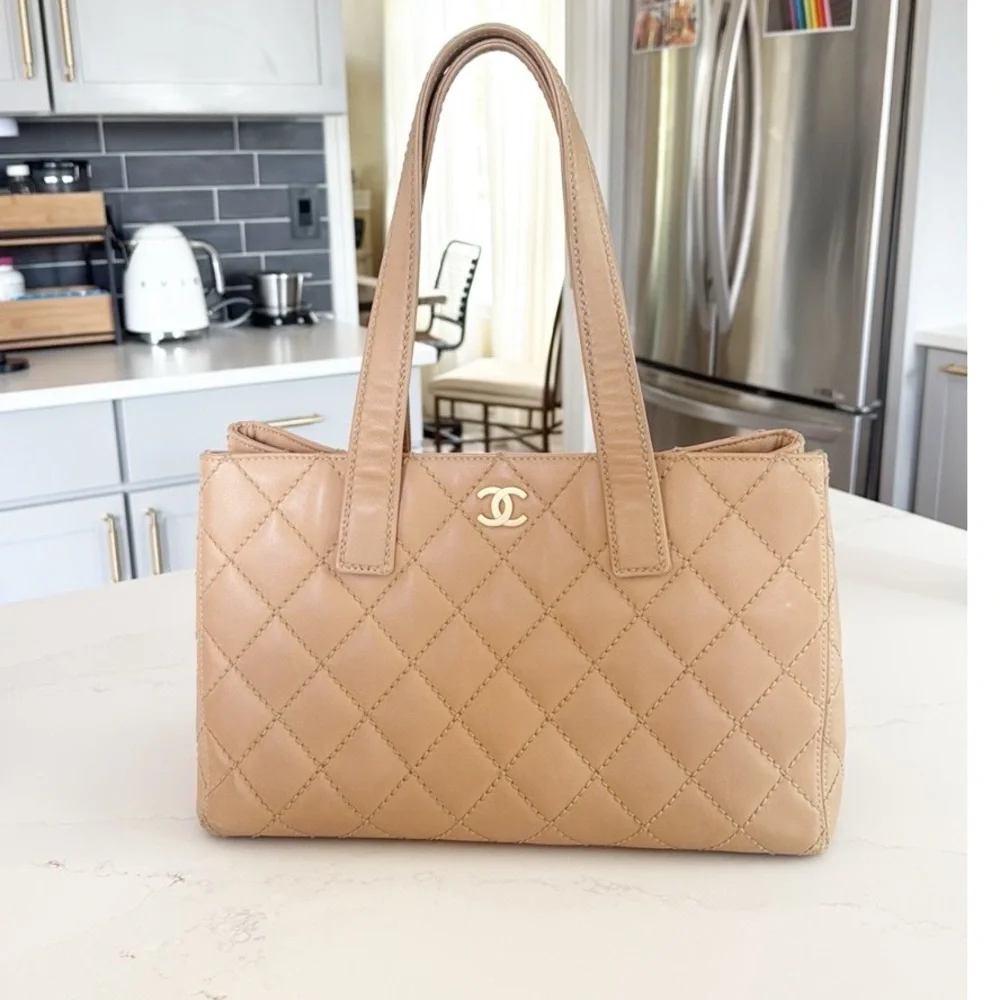 CHANEL Calfskin Wild Stitch Medium Tote